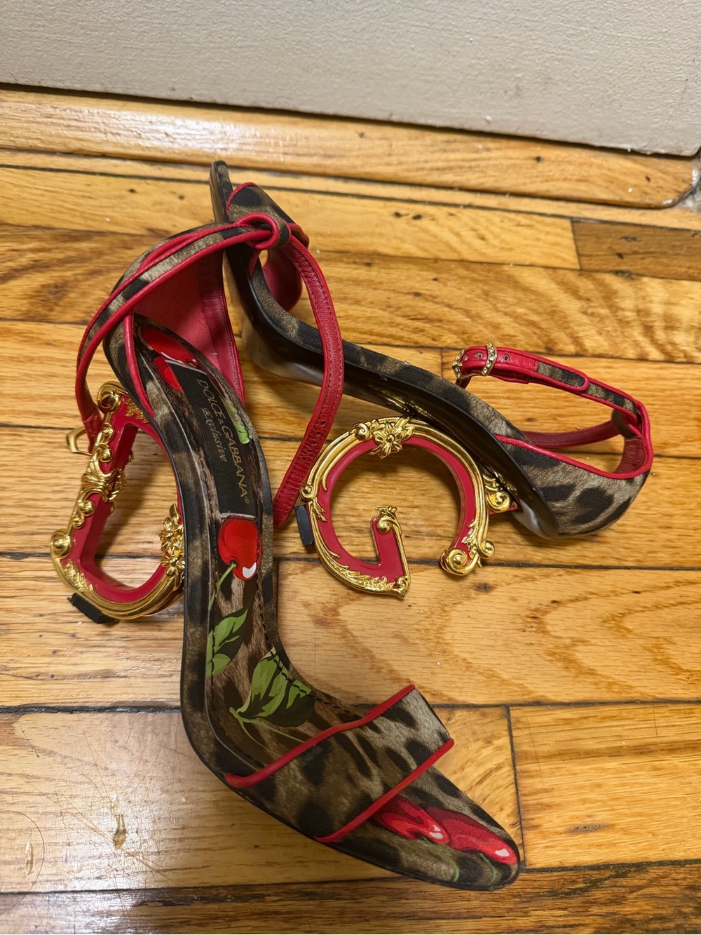Dolce & Gabbana Red Leopard-Print Ankle-Strap Sandal - Picture 5 of 6